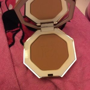 Fenty bronzer